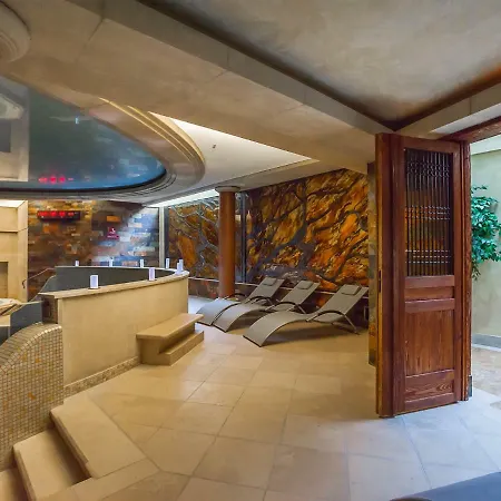 Apartment Vacationclub - Rezydencja Park Orla Apartament 3